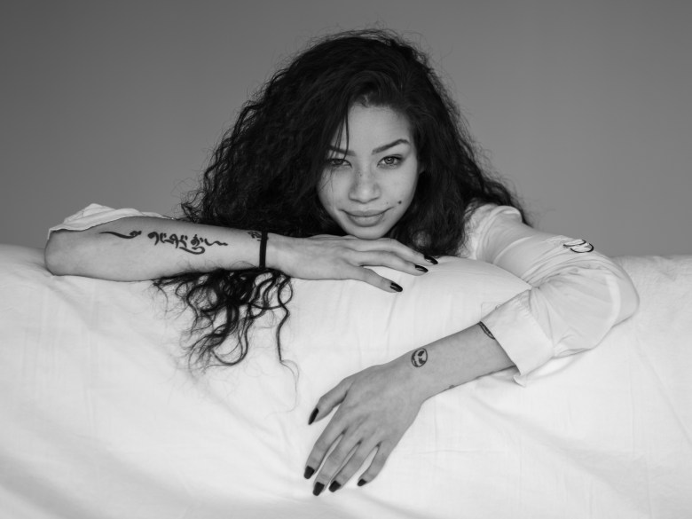 _DSF0182CourtneyPoulton11